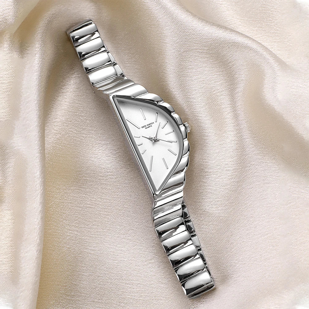 Luna Arc Watch